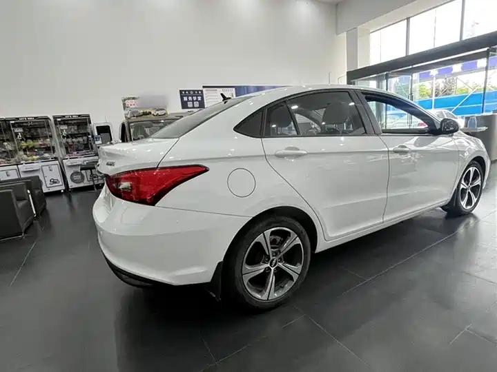 Erez 5 2019 Model Change PRO 1.5L CVT Youth Edition Country VI 6