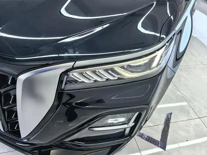 HongQi HS5 2023 2.0T Flag Pro Edition 5
