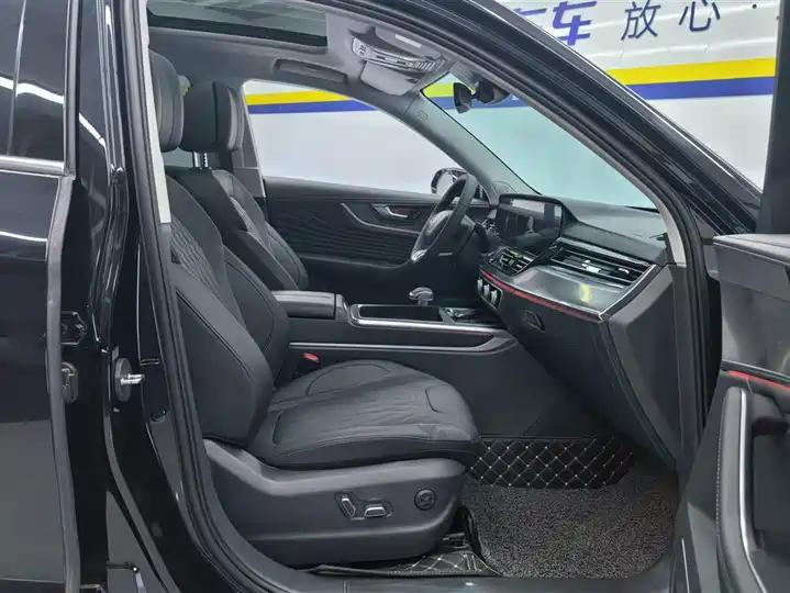 HongQi HS5 2023 2.0T Flag Pro Edition 8