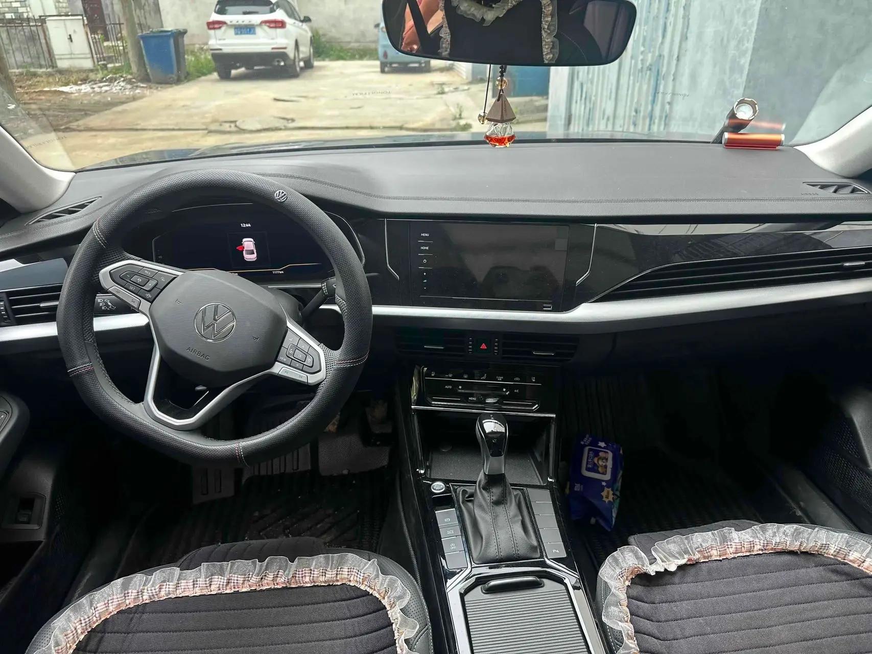 Volkswagen 2026 Passat 2.0TSI 330TSI outstanding elite edition automatic gear 4