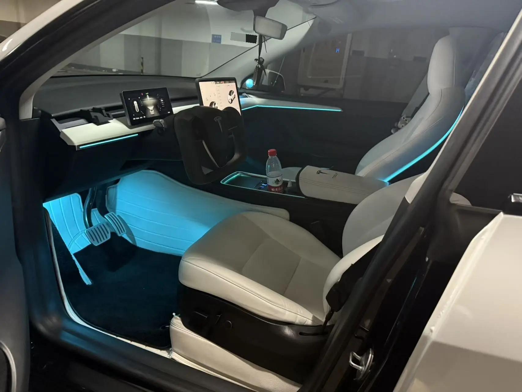 Model Y 2022 Performance High Performance All Wheel Drive 6