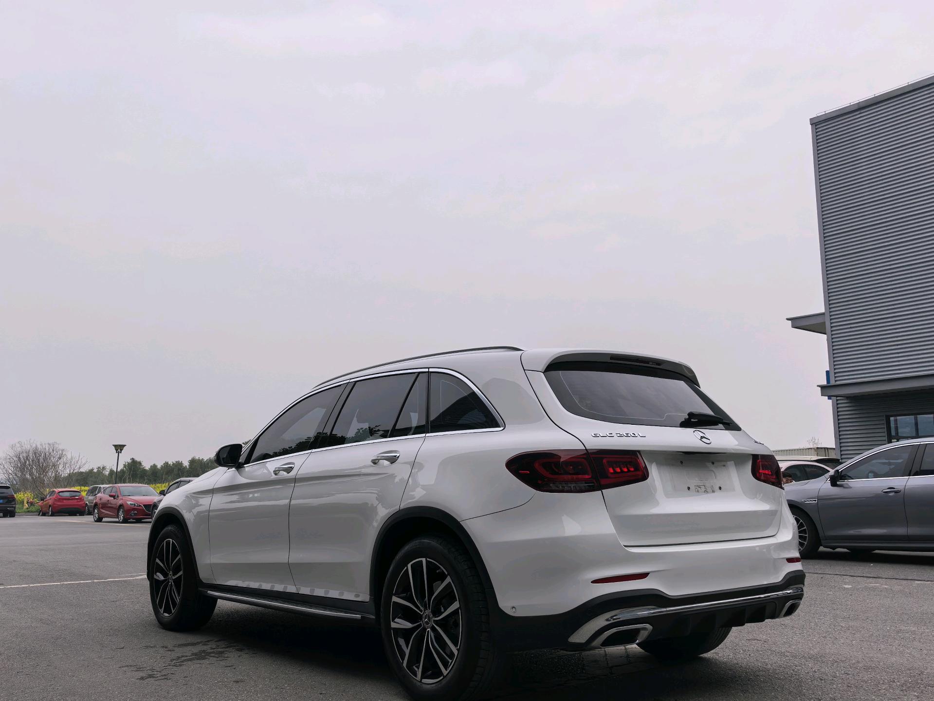 Mercedes Benz GLC 2021 GLC 260 L 4MATIC Luxury 4
