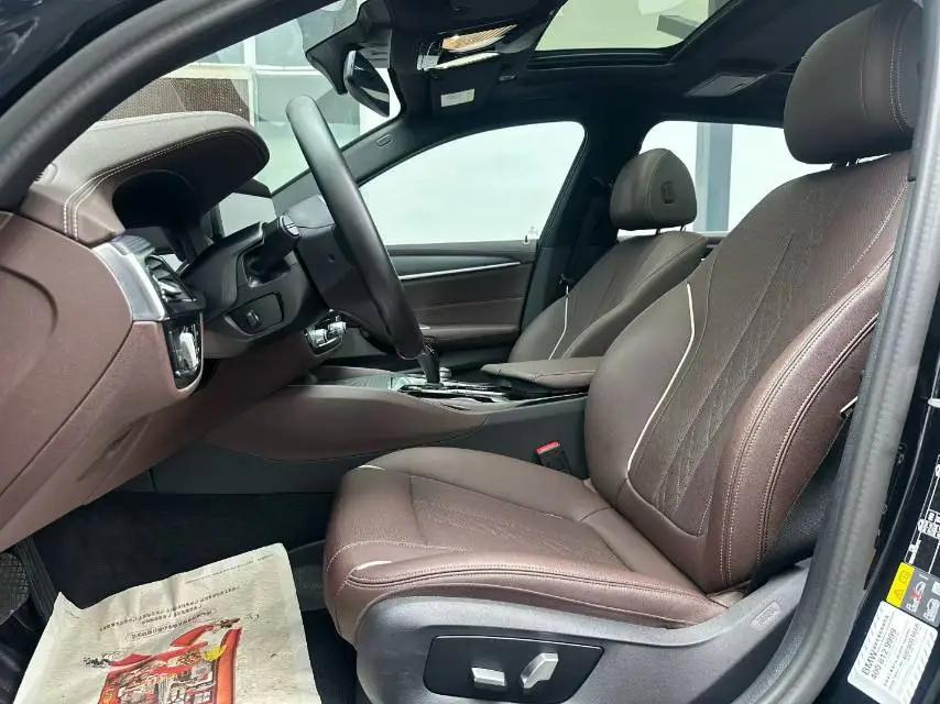 BMW 5 series new energy 2021 535Le M sports suit 4