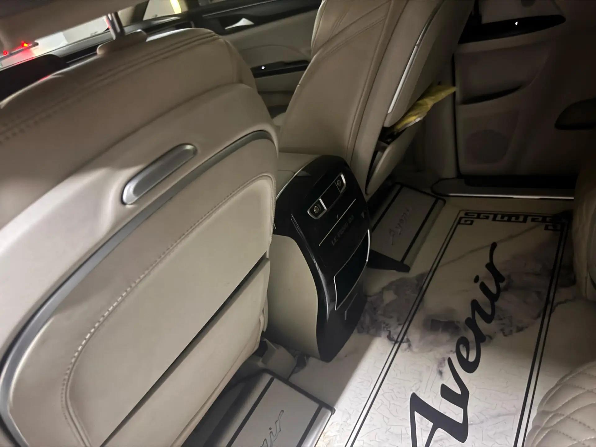 Buick GL8 2022 ES Lu Zun 653T Premium 4