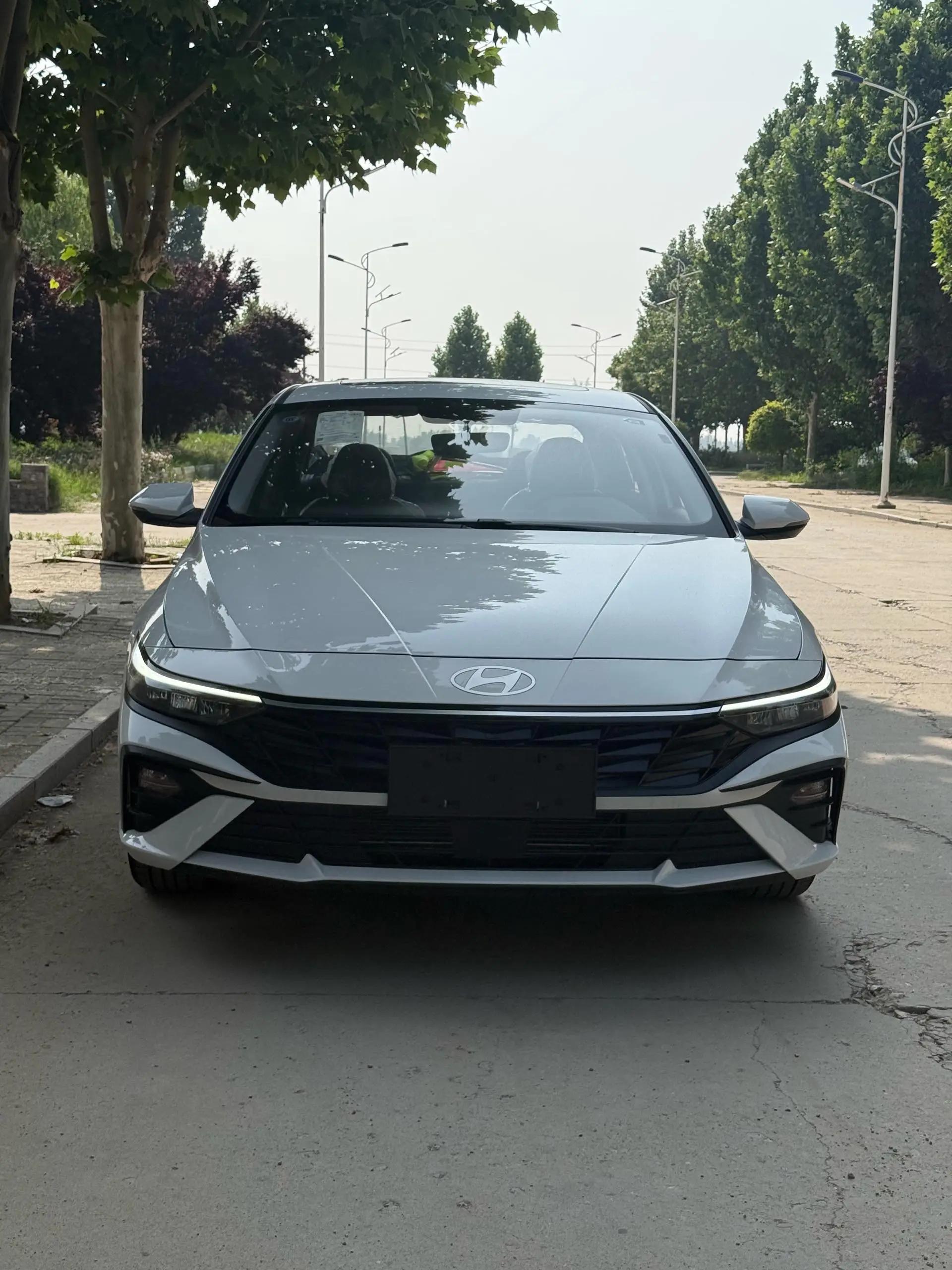 Elantra 2023 1.5L CVT GLX Elite Edition 2