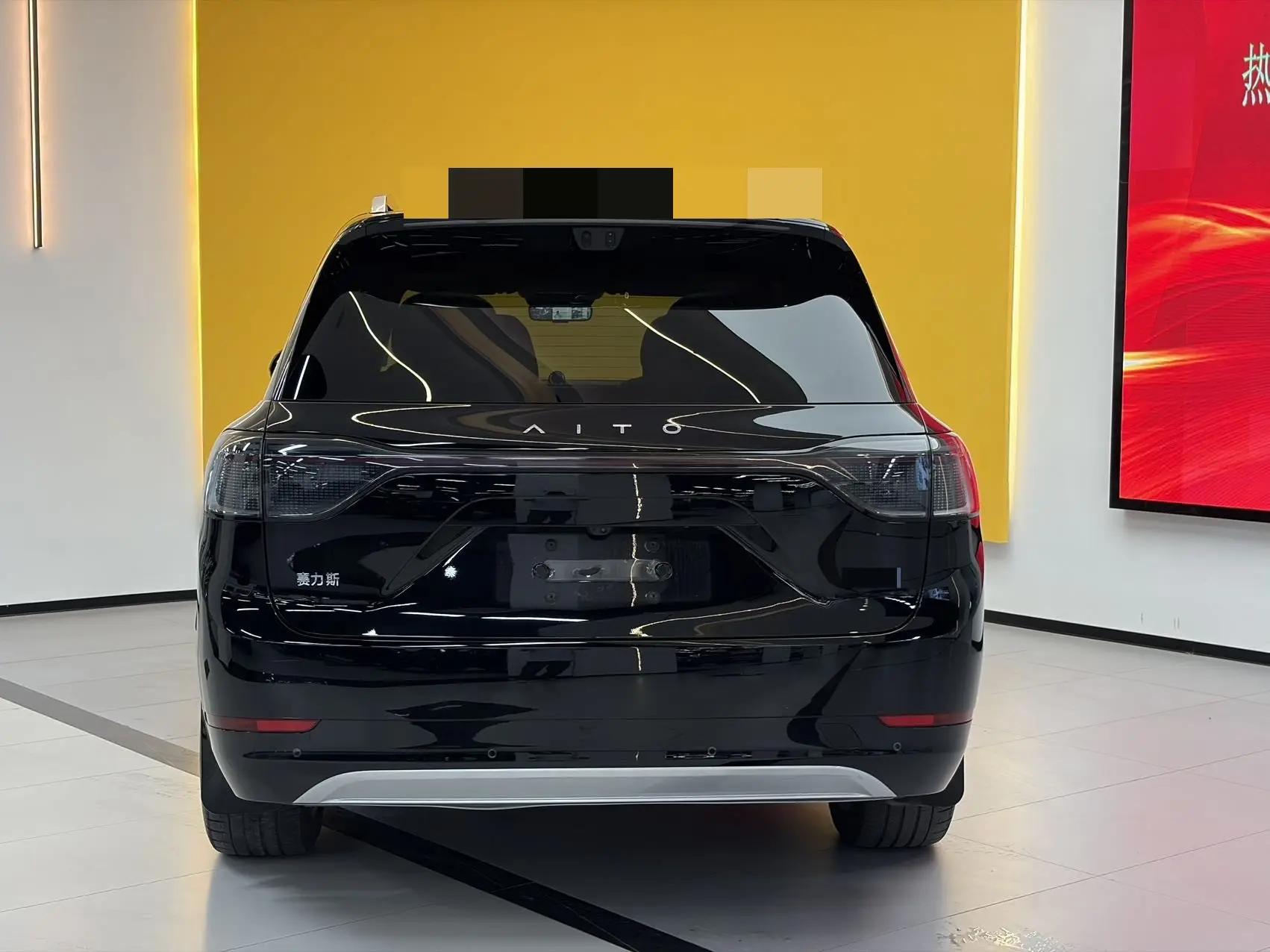 AITO 2025 Model AITO M9 Range-Extended Ultra Version 52kWh 6-Seater Automatic 3