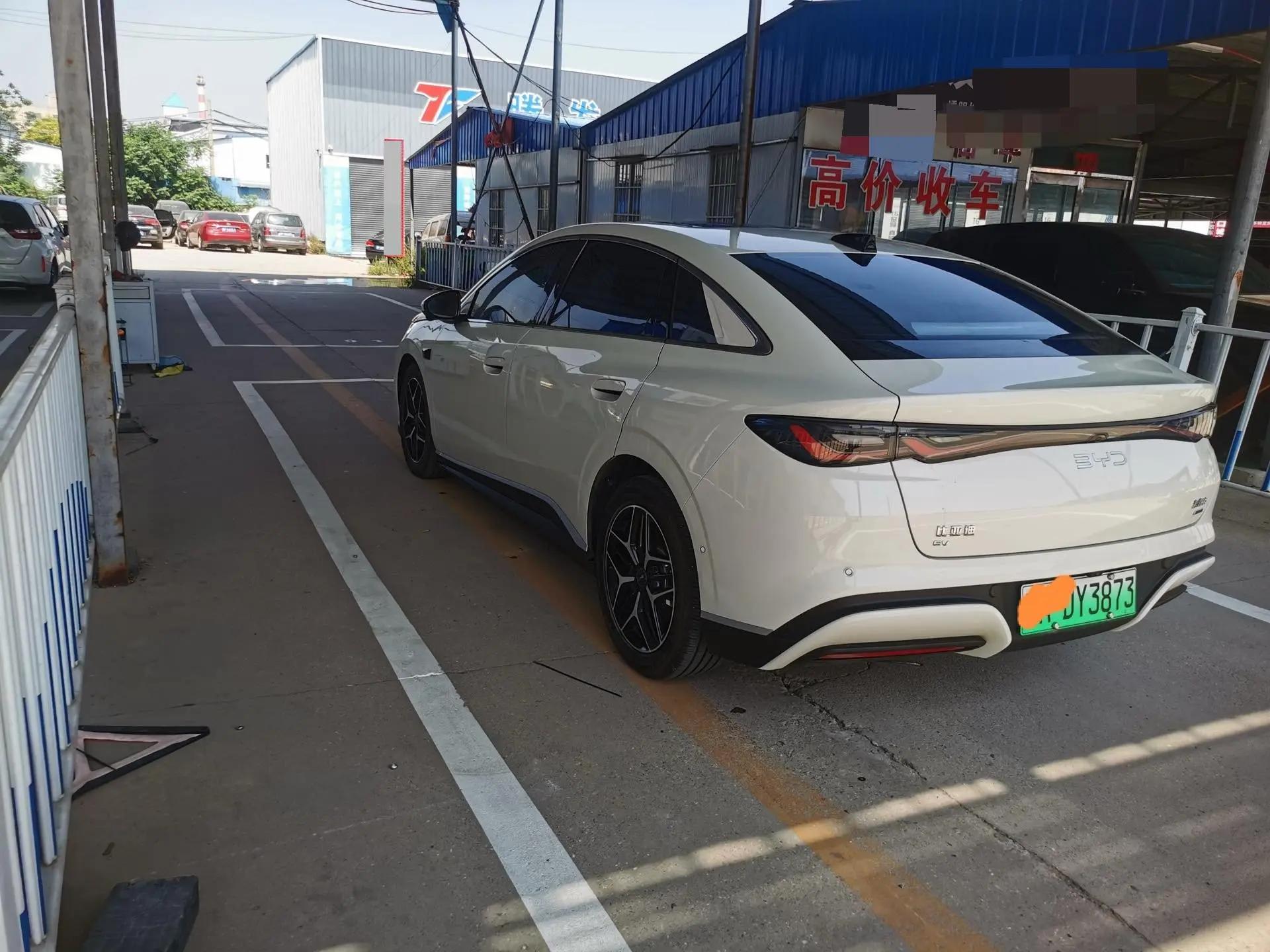 BYD 2025 Qin L EV 545KM Exceed automatic gear 5