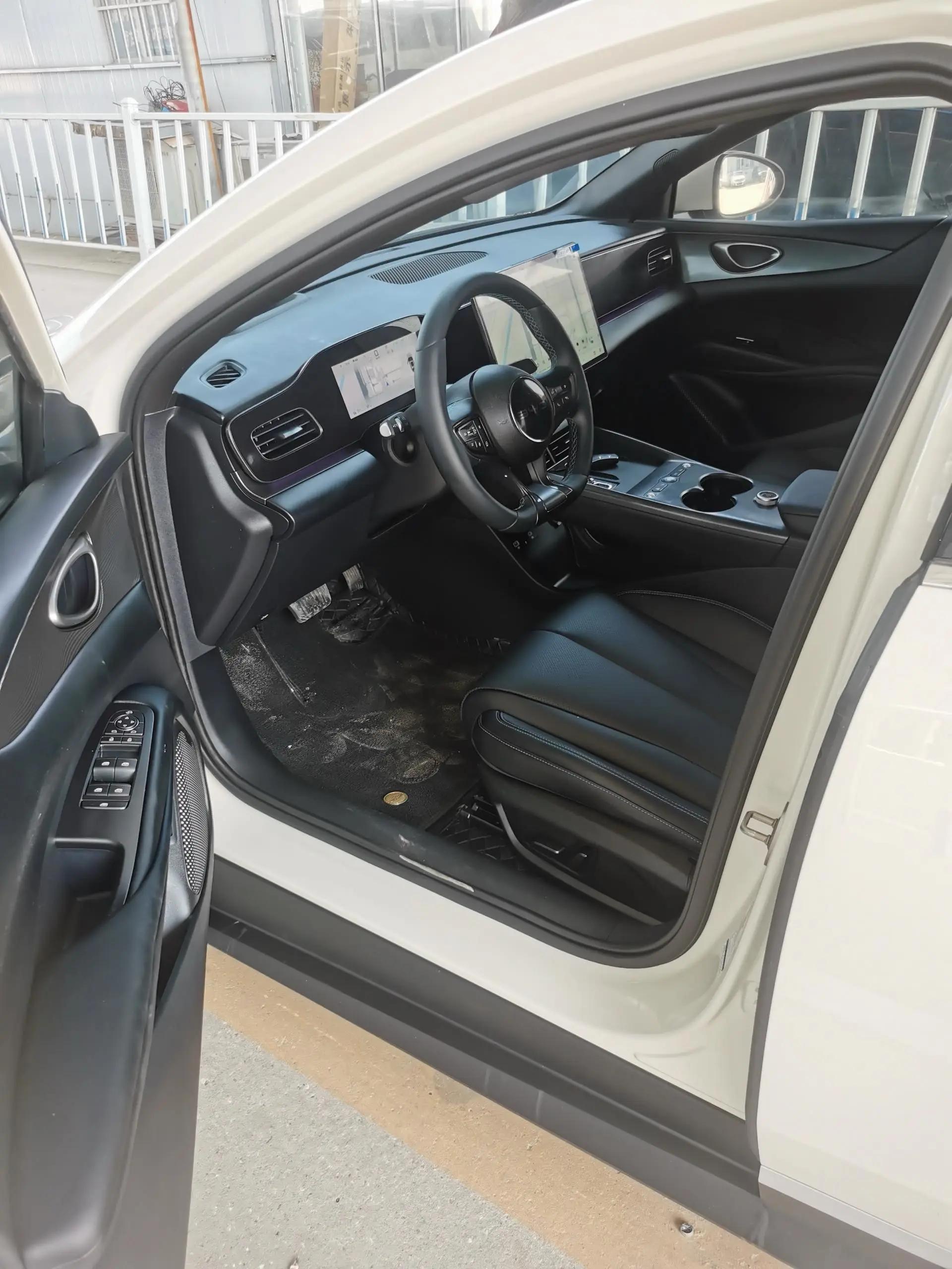 BYD 2025 Qin L EV 545KM Exceed automatic gear 8