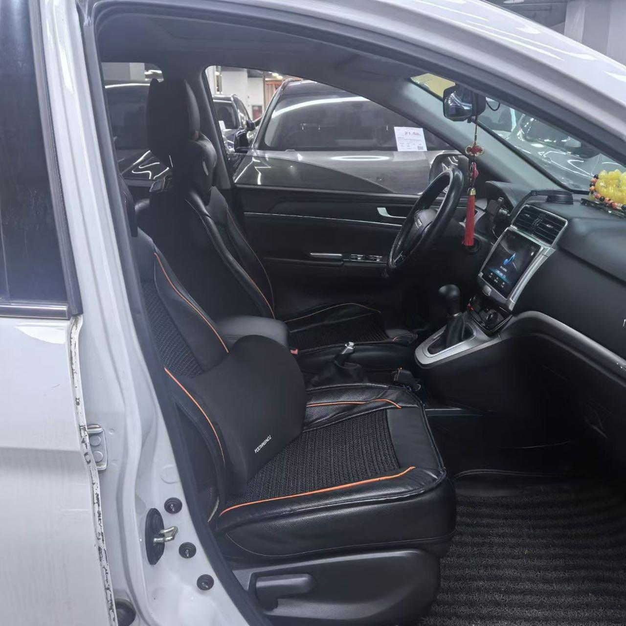 Haval M6 2019 1.5T DCT Two-Drive Value Edition Country VI 3