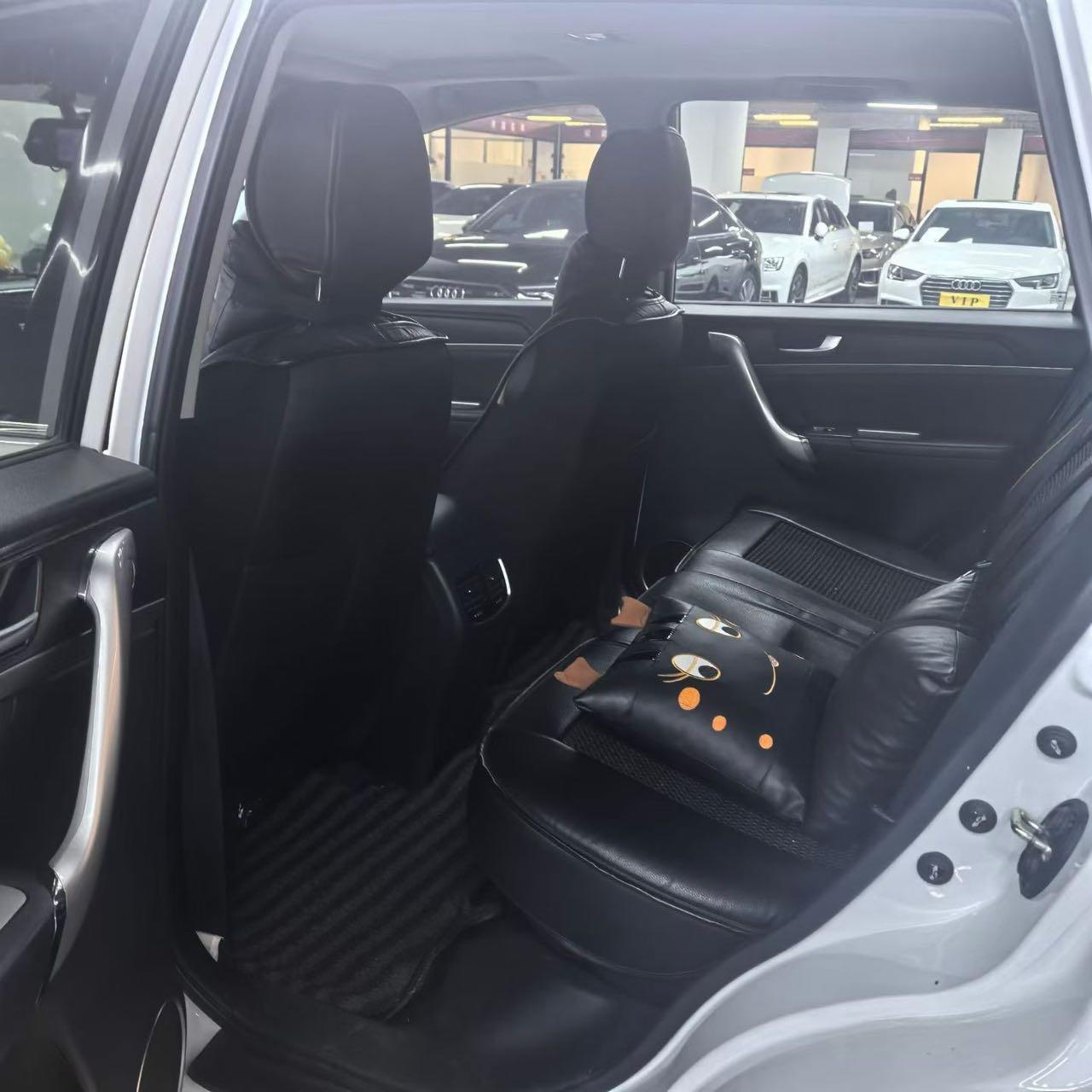 Haval M6 2019 1.5T DCT Two-Drive Value Edition Country VI 4
