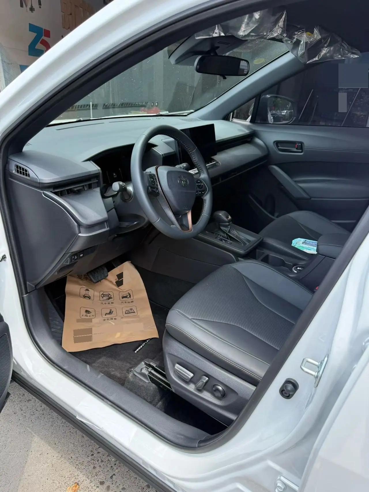 Toyota 2026 model Frontlander 2.0 CVT Comfort Edition, automatic transmission 2