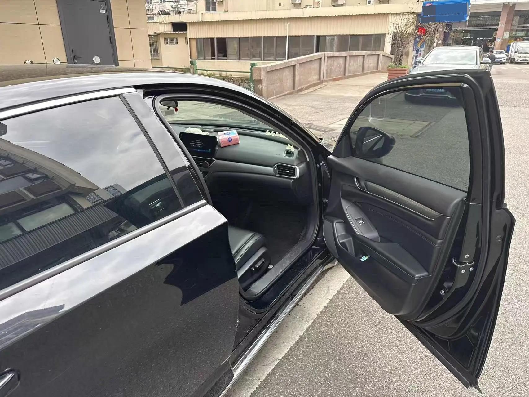 Accord 2022 260TURBO Deluxe Edition 3