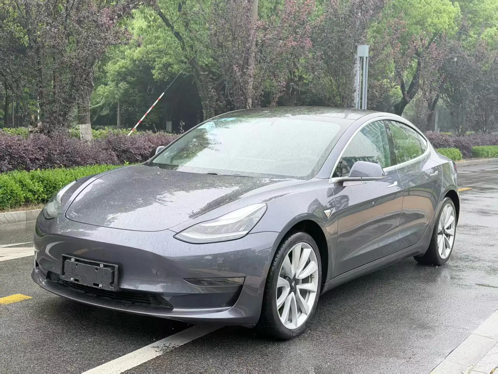 Model 3 2020 model modified long-range rear-wheel drive version