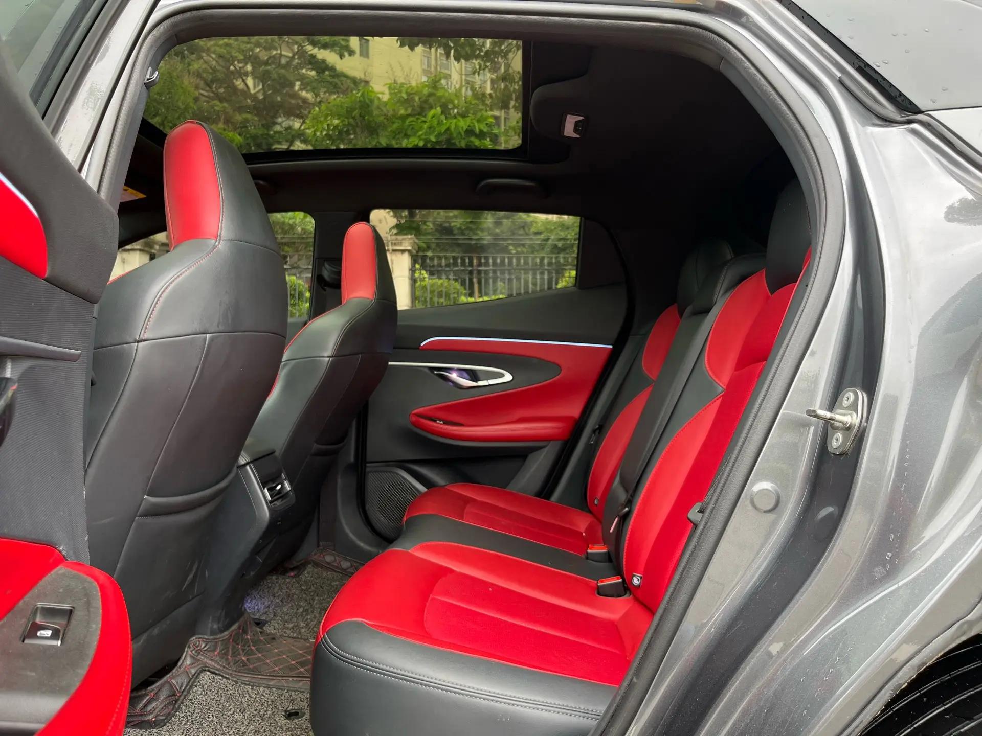 ChangAn UNI-T 2020 1.5T Honorable Model 3