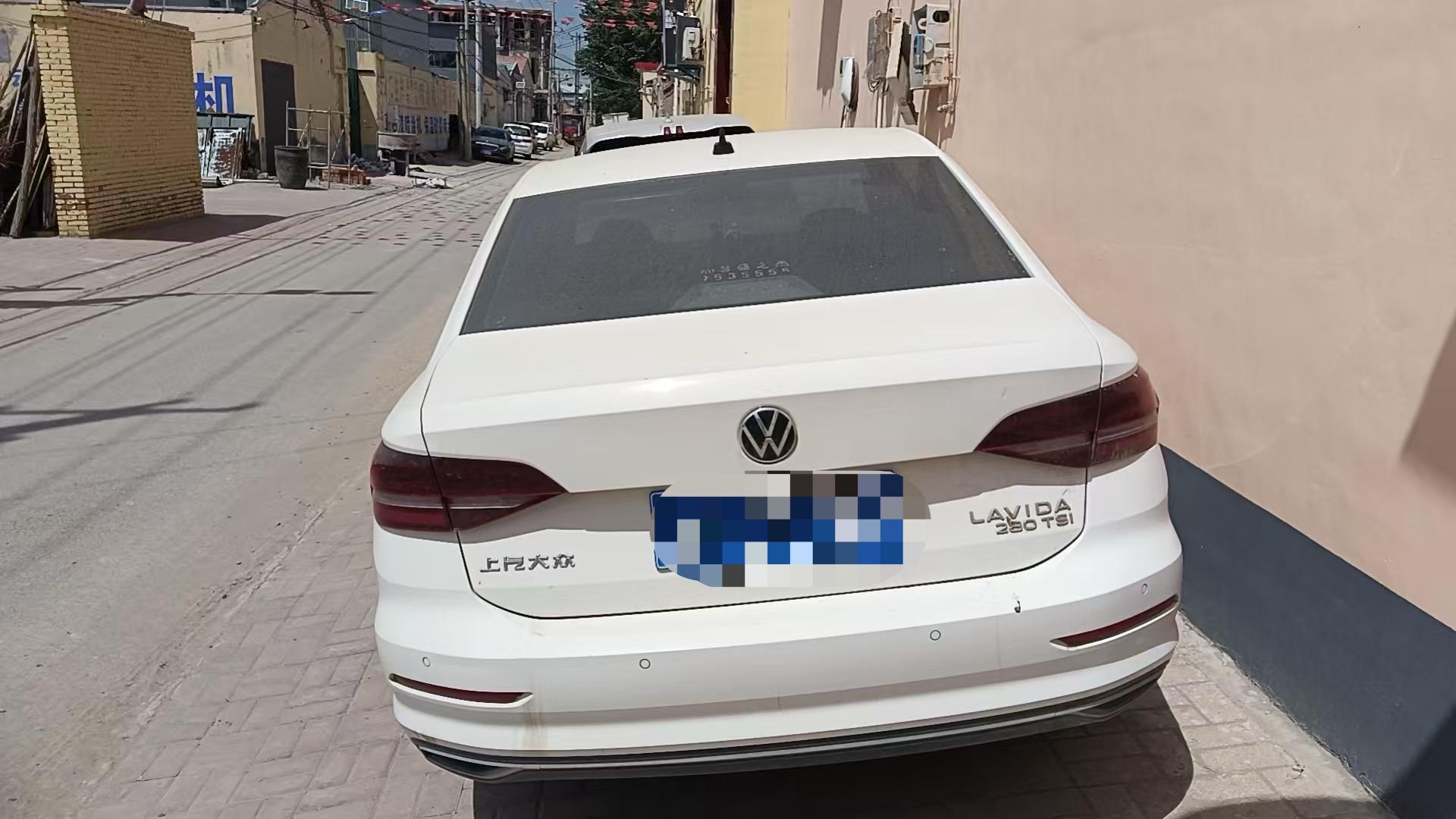 Lavida 2022 280TSI DSG Deluxe Edition 4