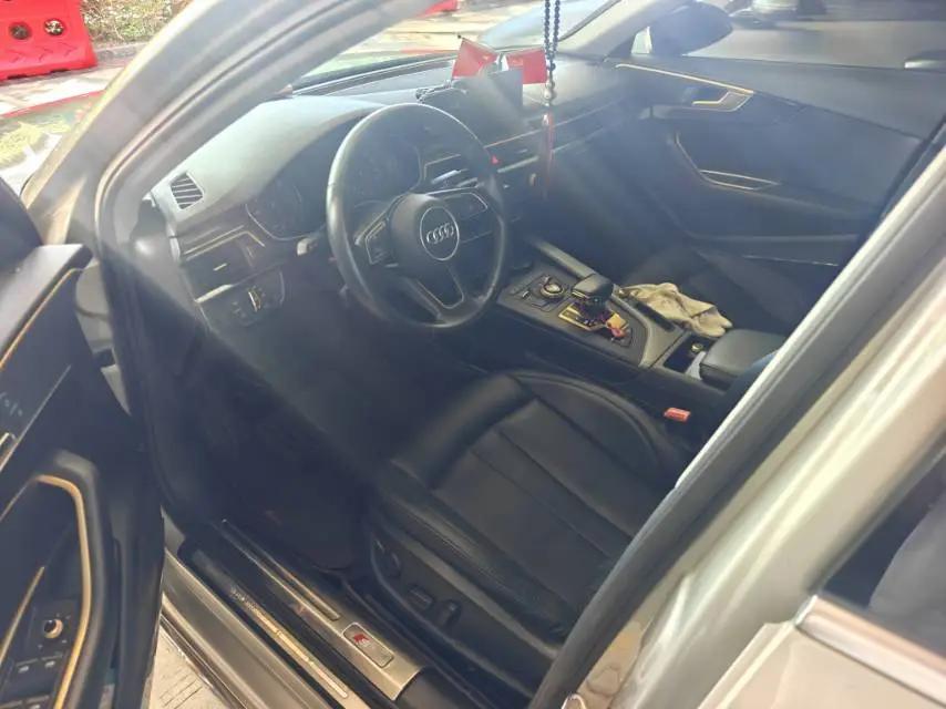 Audi A4L 2019 40 TFSI aggressive country VI 2