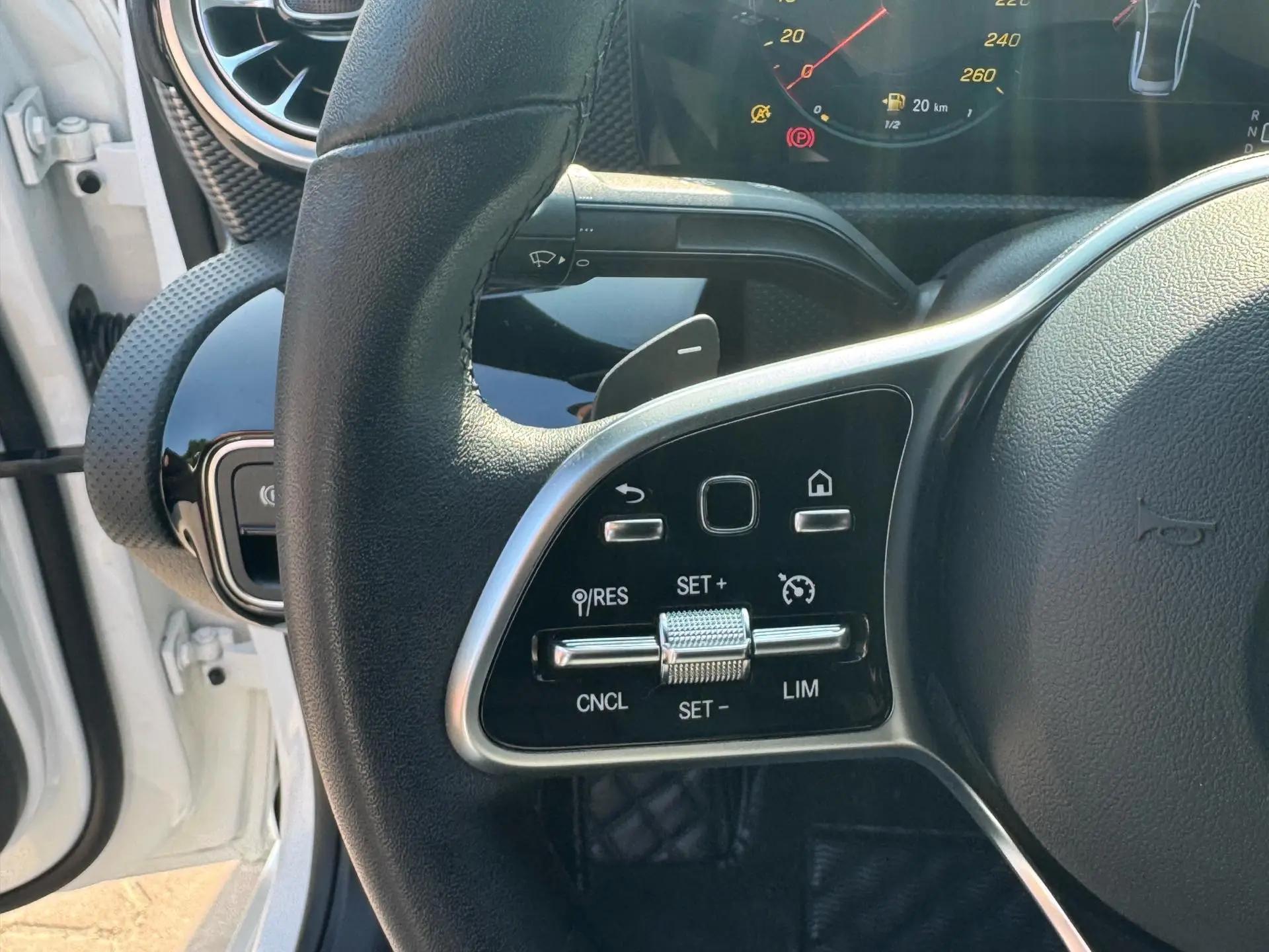 Mercedes Benz Class A 2022 model facelift A 180 L sports car 15