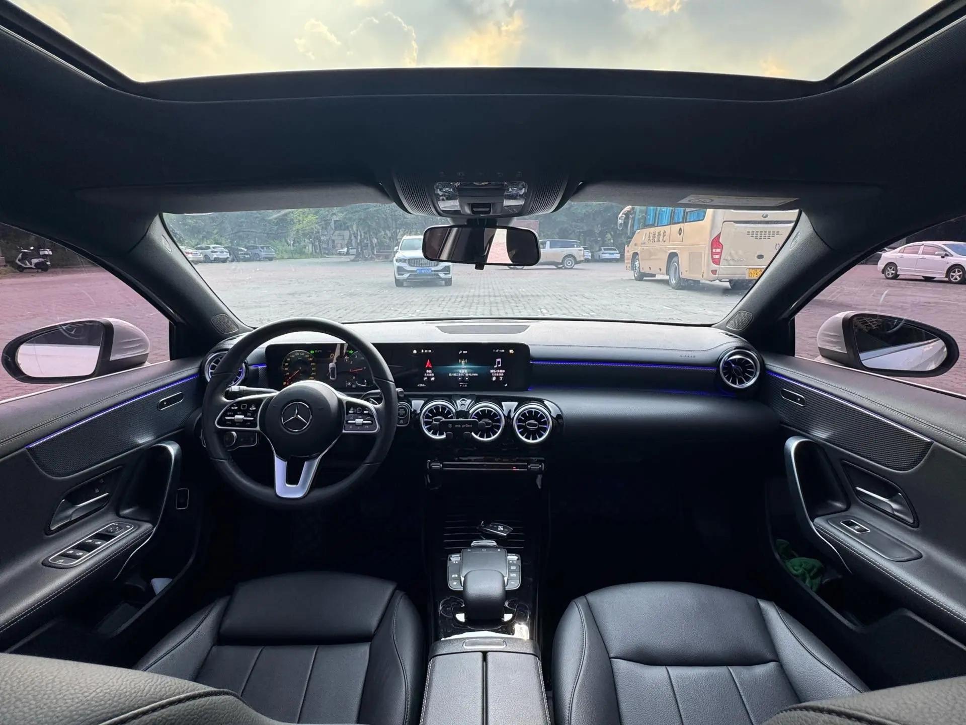 Mercedes Benz Class A 2022 model facelift A 180 L sports car 18