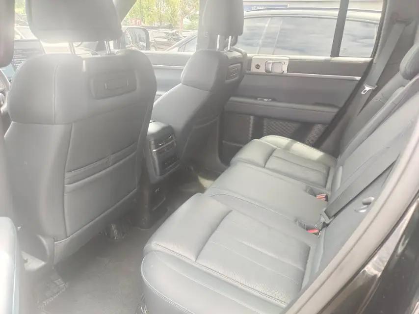 FangChengBao 2025 titanium 7 1.5T stepless 190KM four-wheel drive Ultra version of automatic gear 4