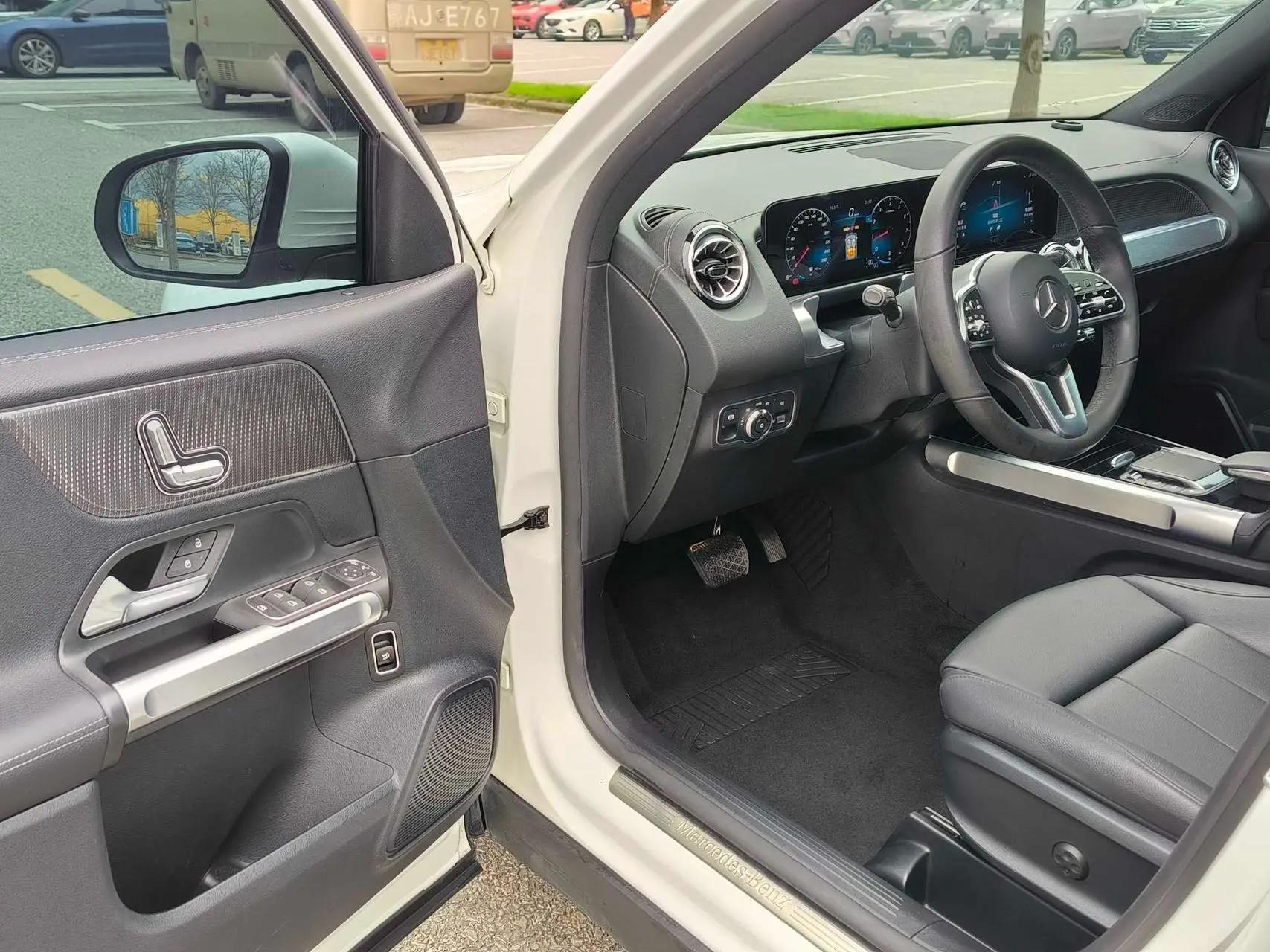 Mercedes Benz GLB 2022 model modified GLB 200 dynamic model 5