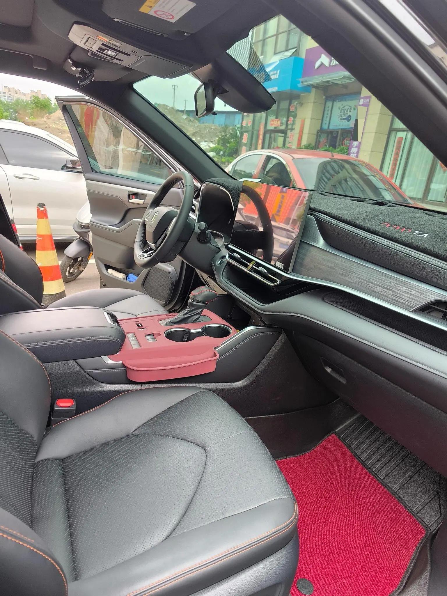 Toyota 2026 Crown Land Release HEV 2.5 Stepless Two-Drive Deluxe Automatic Gear 4