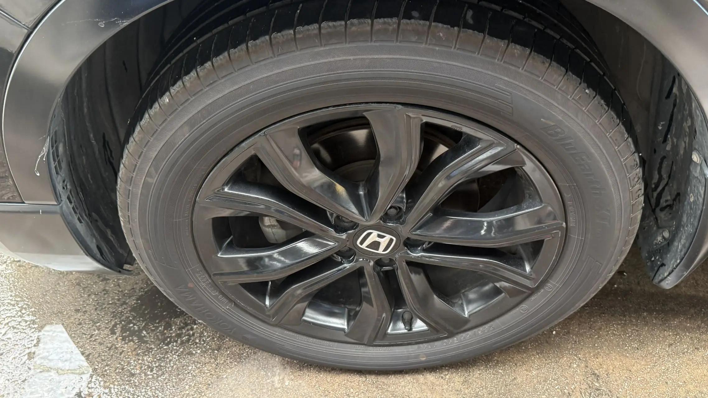 Honda CR-V 2021 240TURBO CVT Two-Drive Blackadder Edition 3