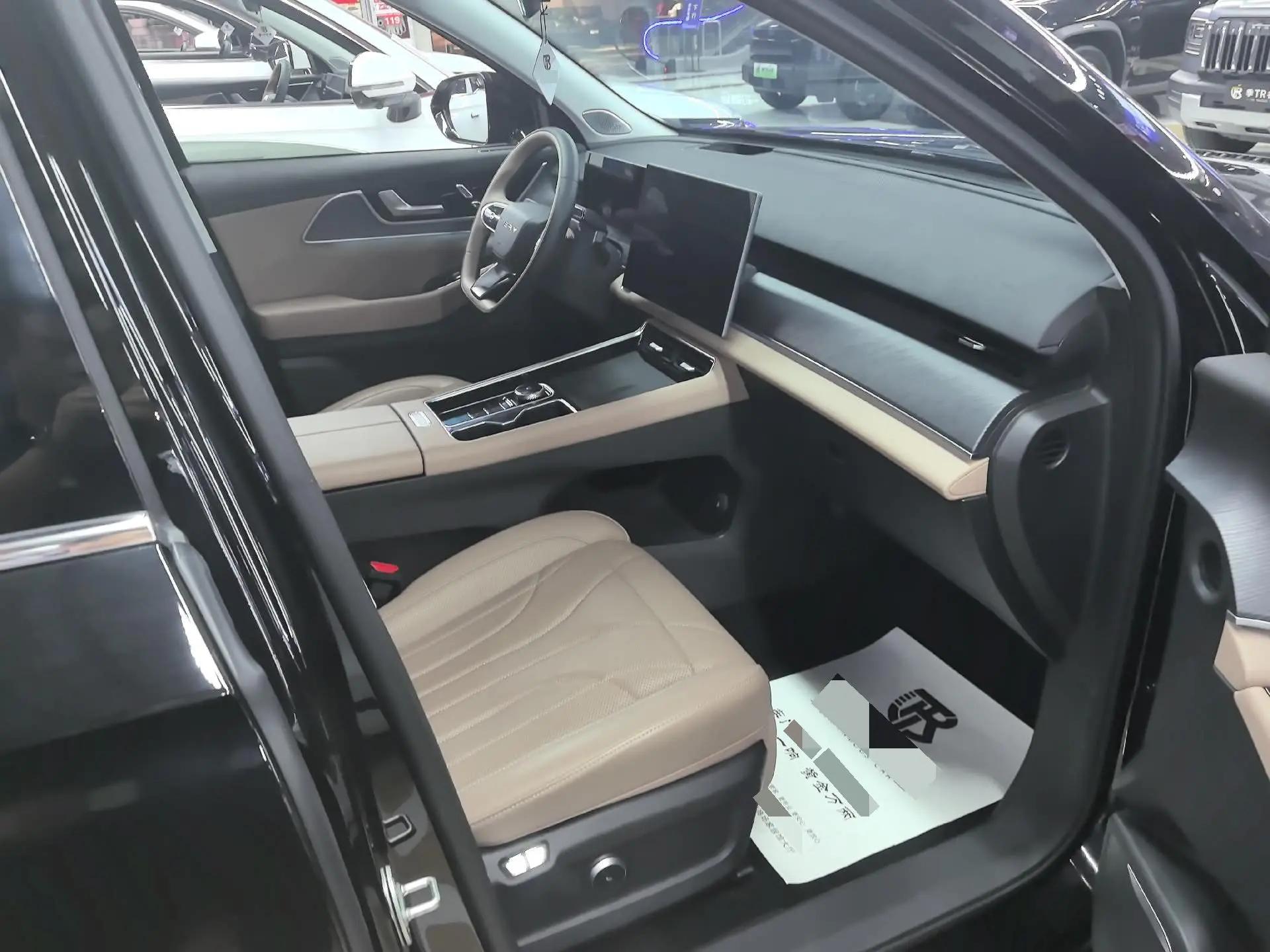 Chery 2024 Ruihu 8 L 2.0T Two-wheel Drive Premium Edition 7-seat Automatic Gear 5