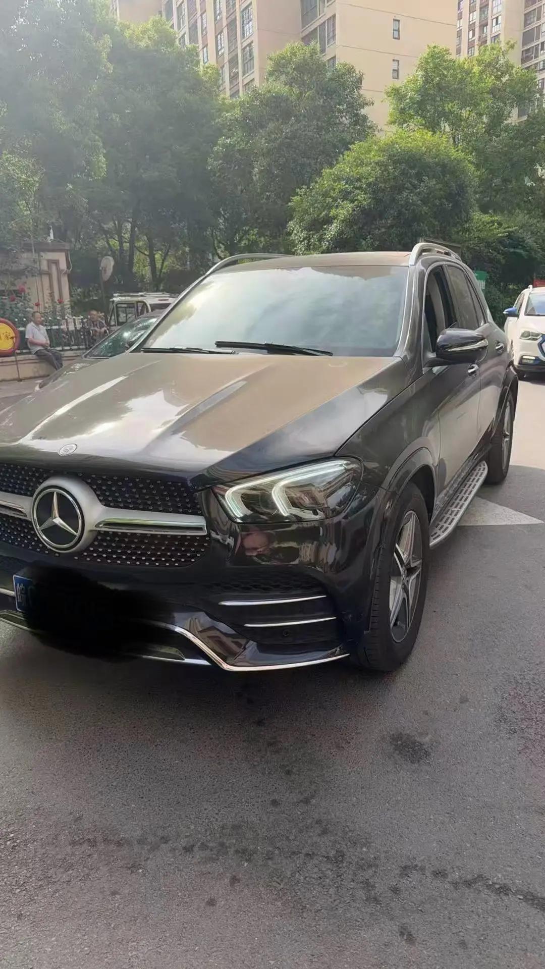 打开图片灯箱:Mercedes Benz GLE (Imported) 2023 GLE 450 4MATIC 48V 2.5T Luxury Model Automatic