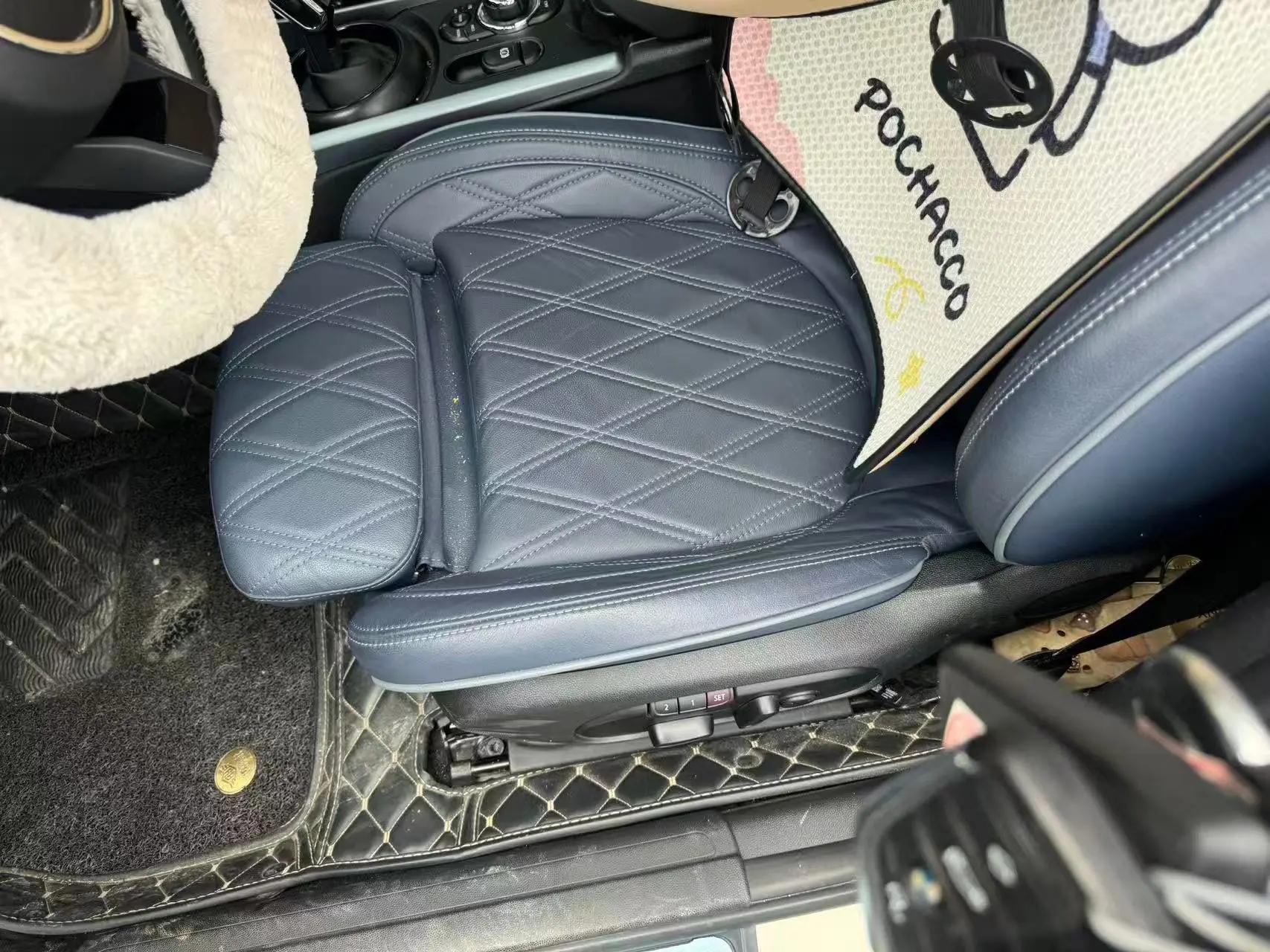 MINI CLUBMAN 2022 1.5T COOPER Connoisseur 4