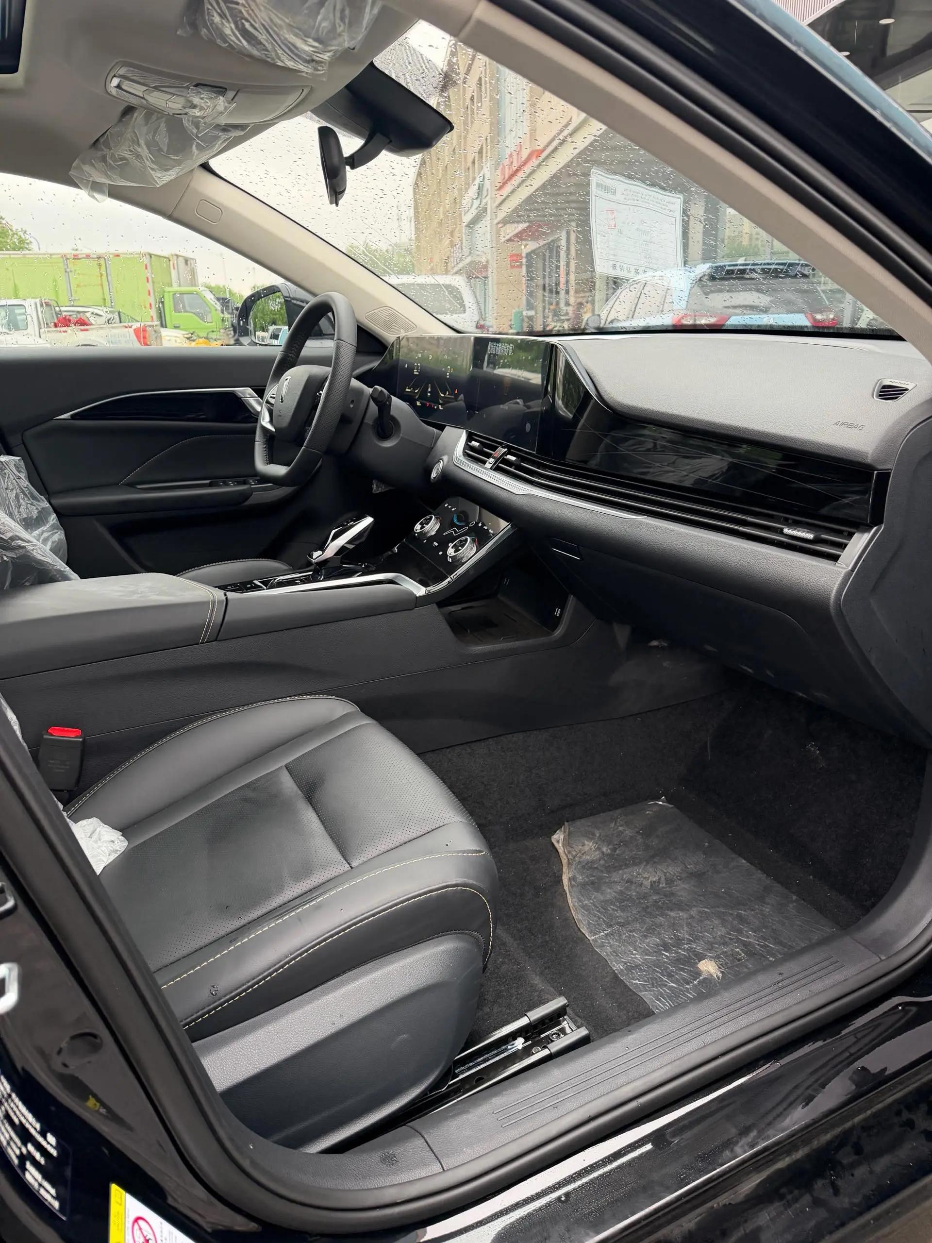 Bestune B70 2022 1.5T Auto Enjoy 9