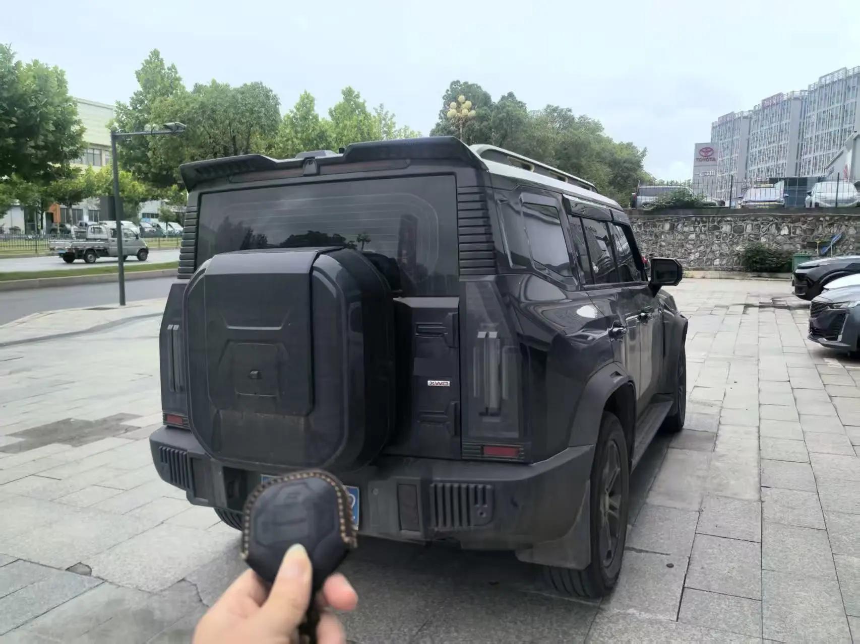 Jetour Traveler 2023 2.0T Four-wheel Drive Through PRO 3
