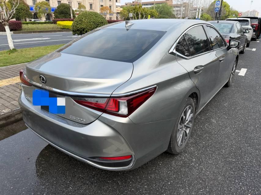 Lexus ES 2022 200 Excellence Edition 3