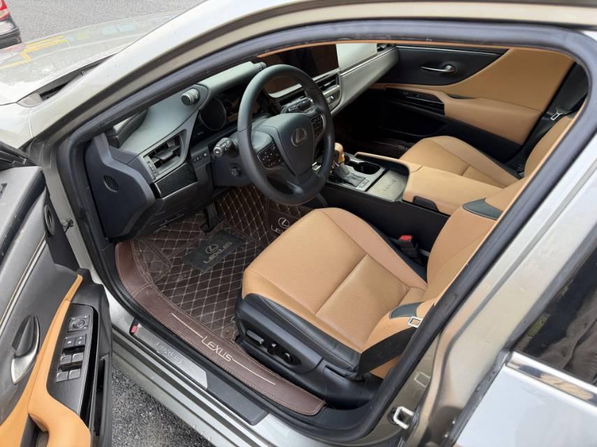 Lexus ES 2022 200 Excellence Edition 4