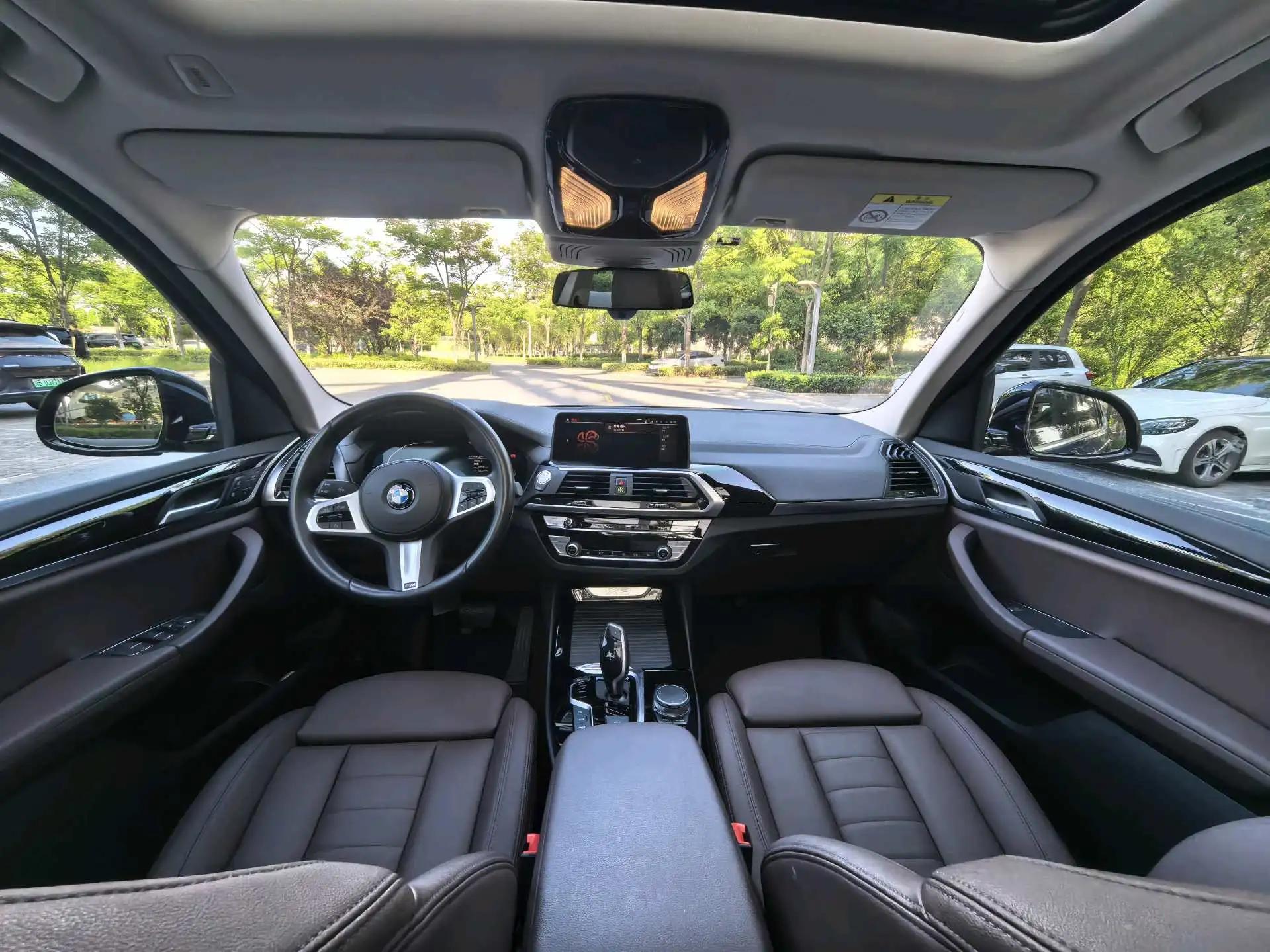 BMW X3 2021 xDrive25i M sports suit 4