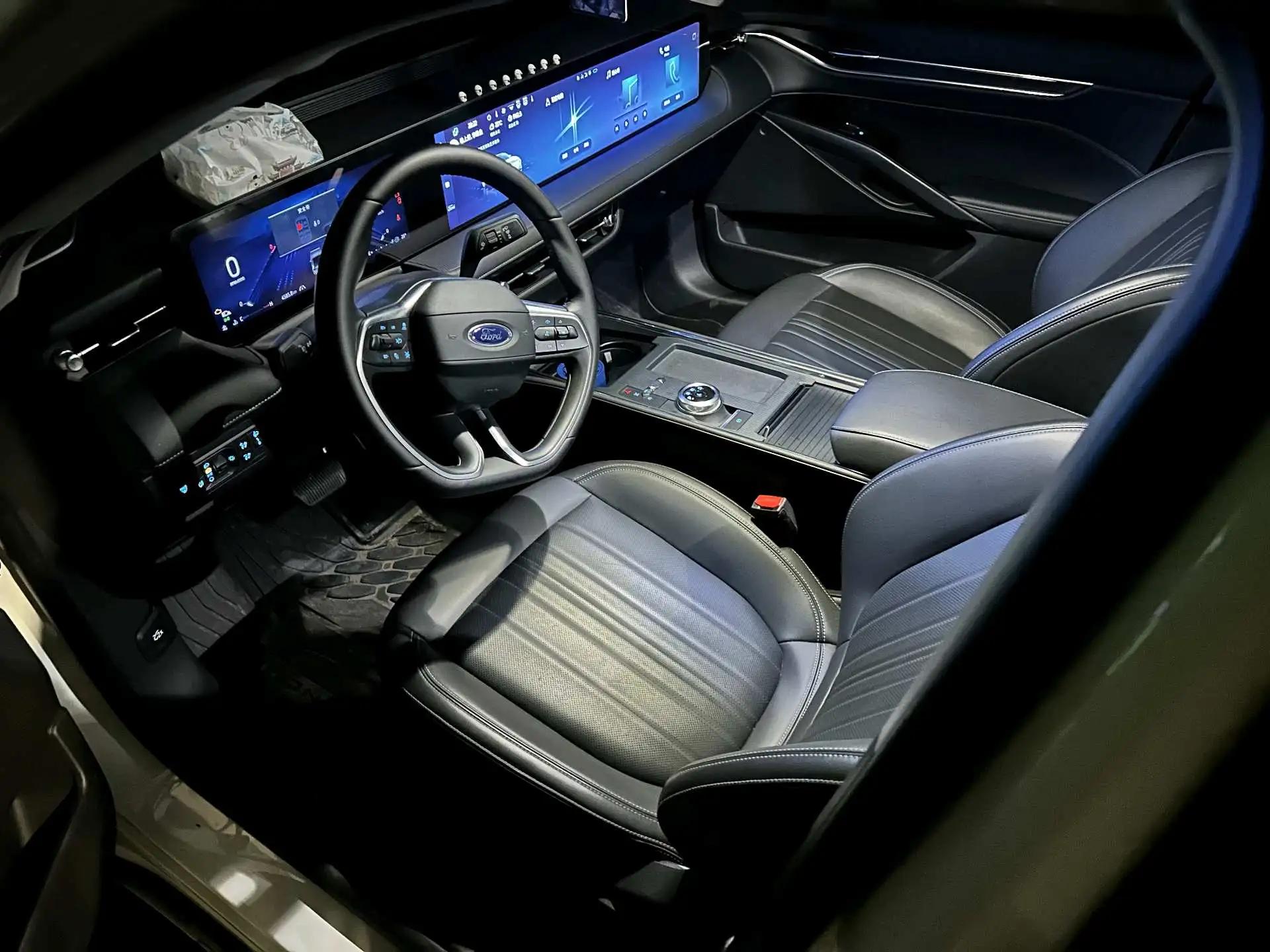 Ford 2025 Mondeo 2.0T EcoBoost Luxury Automatic 4
