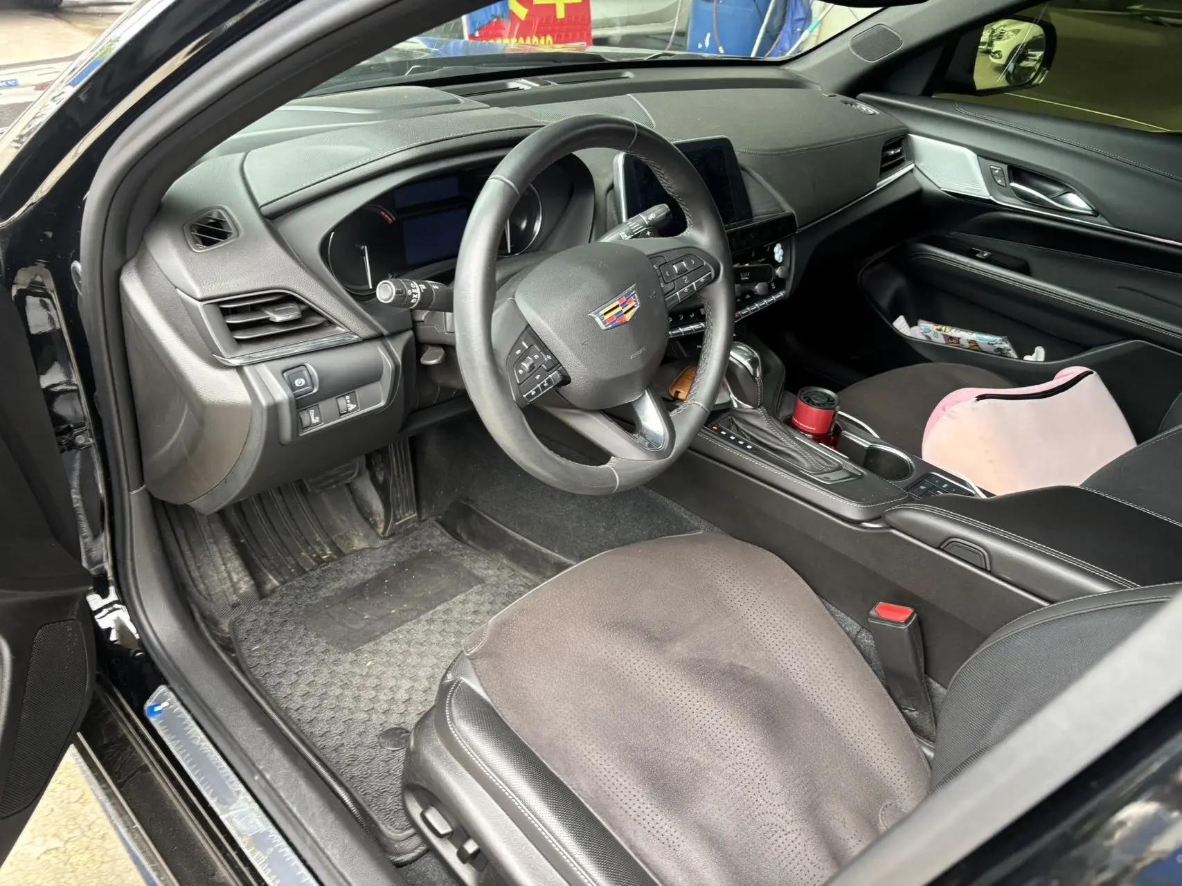 Cadillac CT4 2023 25T Luxury Model 4