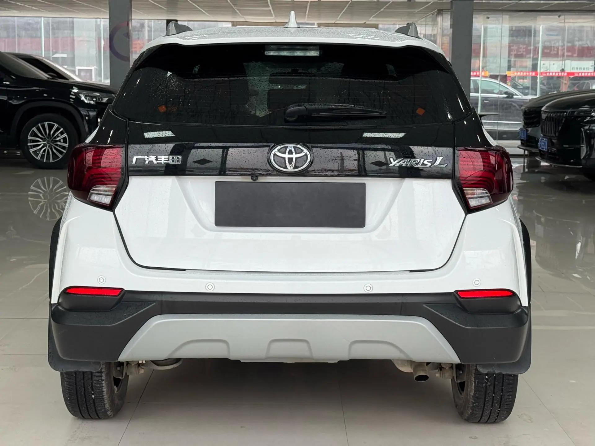 YARiS L Zhixuan 2022 1.5L CVT Deluxe PLUS Edition 5
