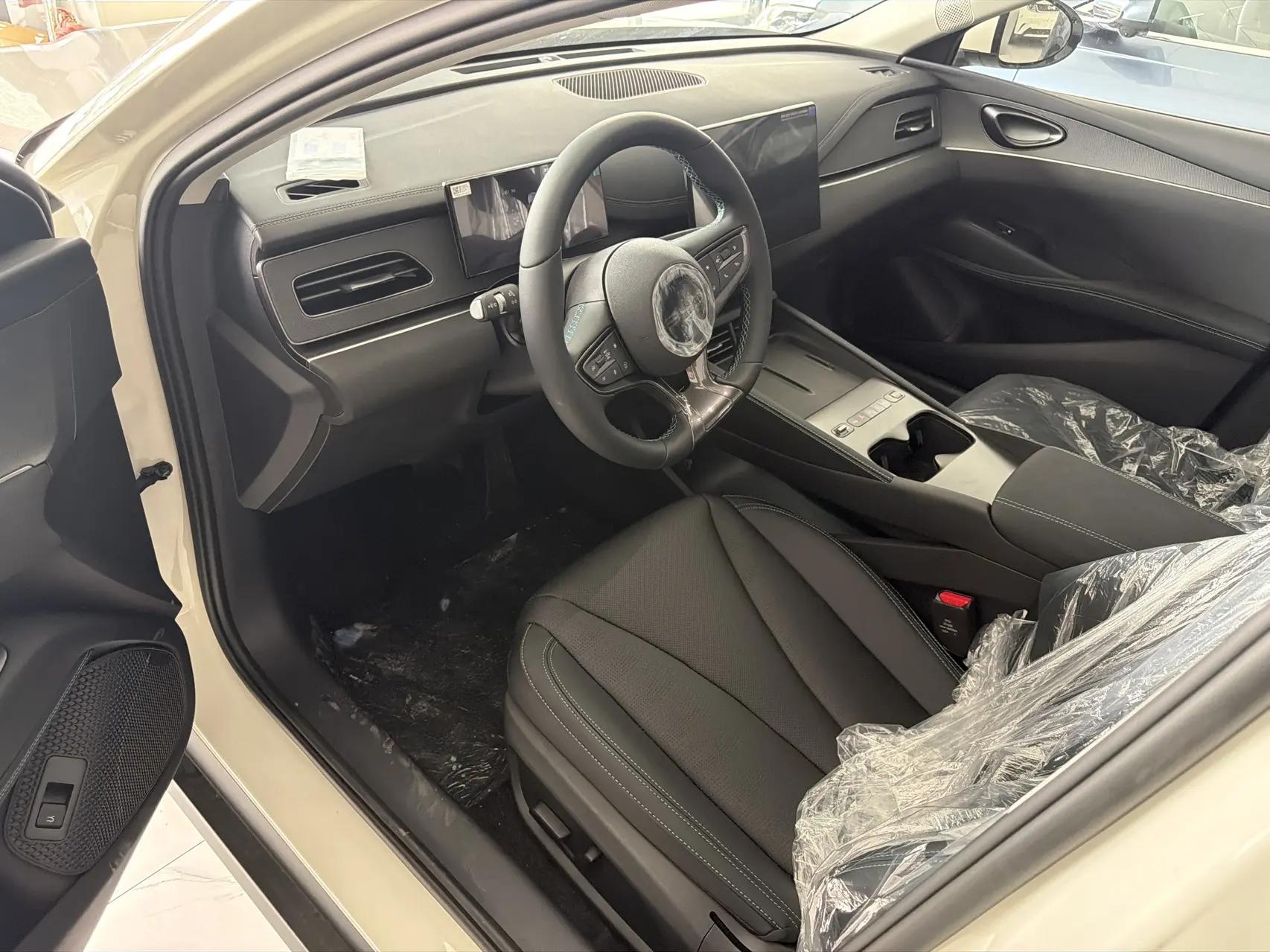 BYD 2026 Seal 06 DM-i 1.5 Stepless Super Edition 128KM Smart Auto 4