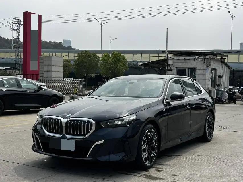BMW 5 Series 2025 530Li 48V 2.0T Premium Luxury Suit Automatic Gear