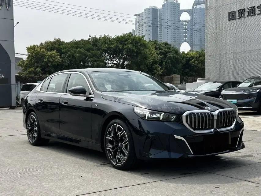 BMW 5 Series 2025 530Li 48V 2.0T Premium Luxury Suit Automatic Gear 2