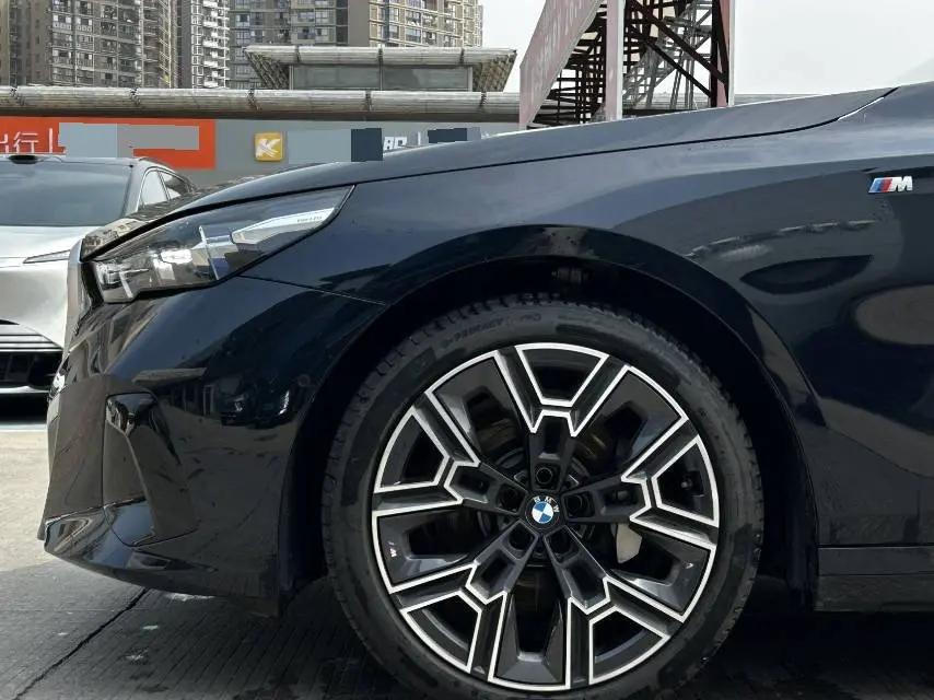 BMW 5 Series 2025 530Li 48V 2.0T Premium Luxury Suit Automatic Gear 6