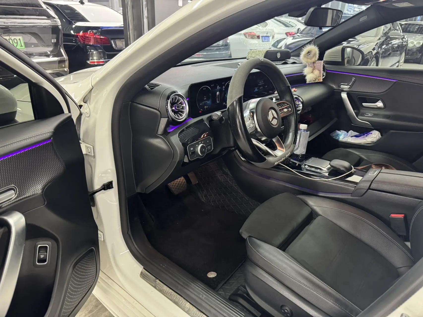 Mercedes Benz Class A 2022 Model Changed to Class A 200 L Sports Sedan Fashion Model 3