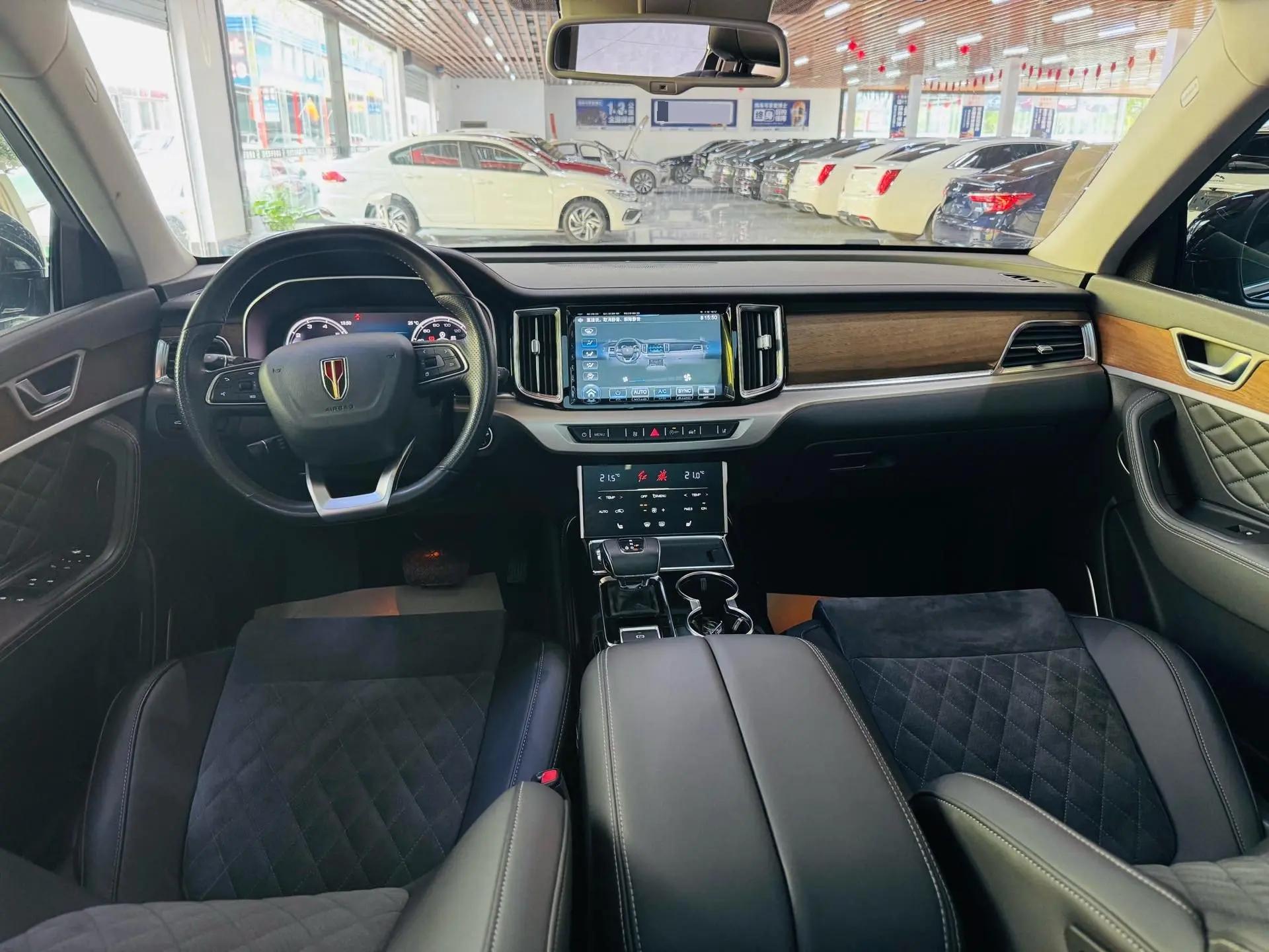 HongQi HS7 2022 2.0T DCT Two-Drive Smart Union Flag Edition Five 9