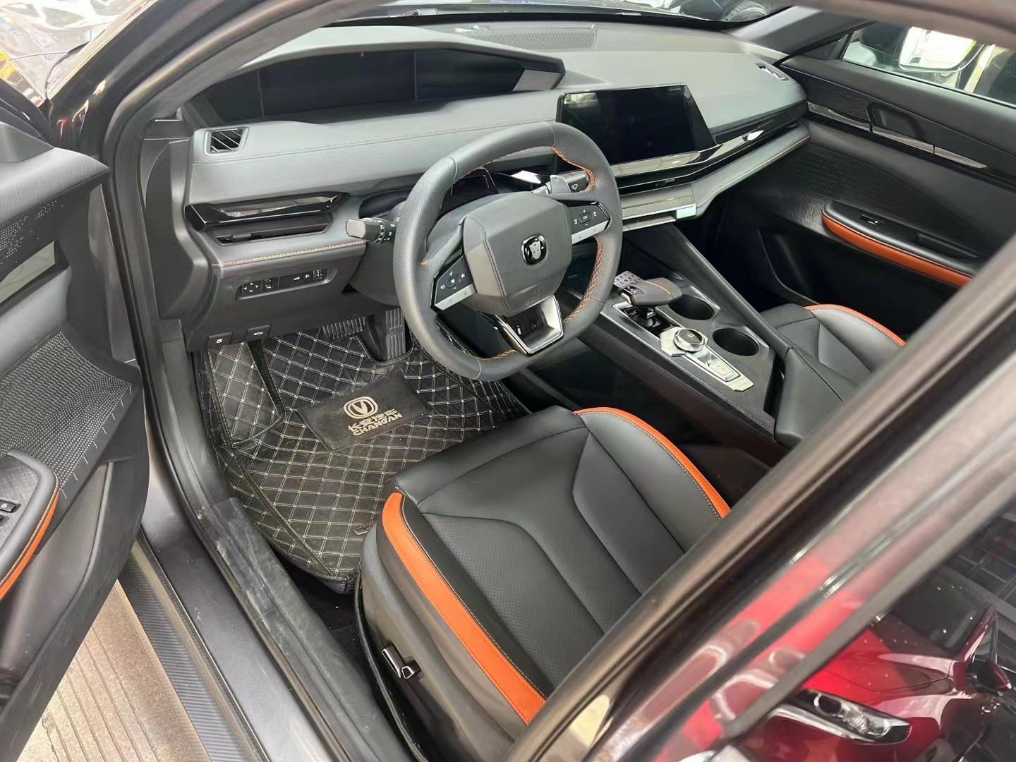 ChangAn 2023 UNI-V 1.5T Prestige Automatic 2