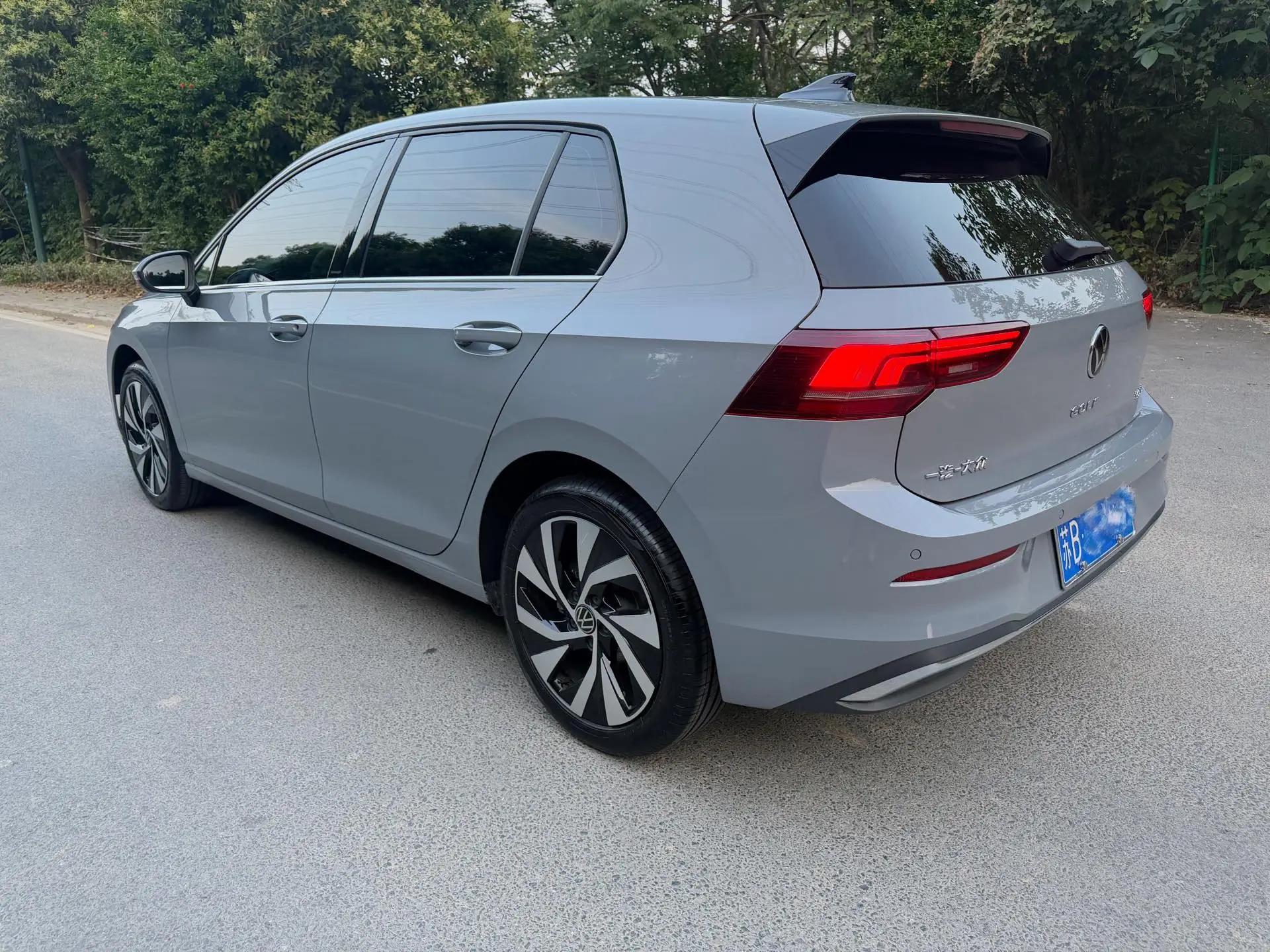 Volkswagen 2025 Golf 8 PRO 1.5TSI 300TSI Automatic 4