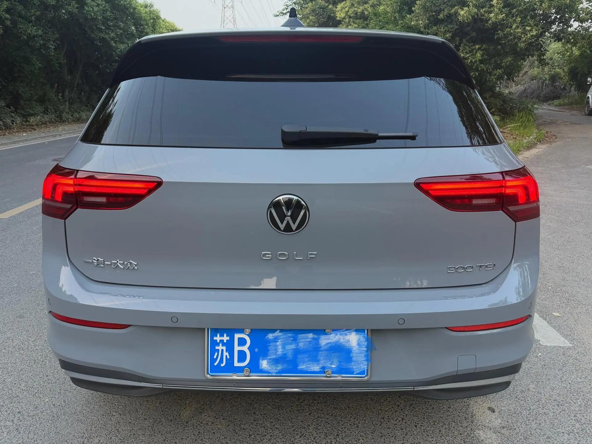 Volkswagen 2025 Golf 8 PRO 1.5TSI 300TSI Automatic 6