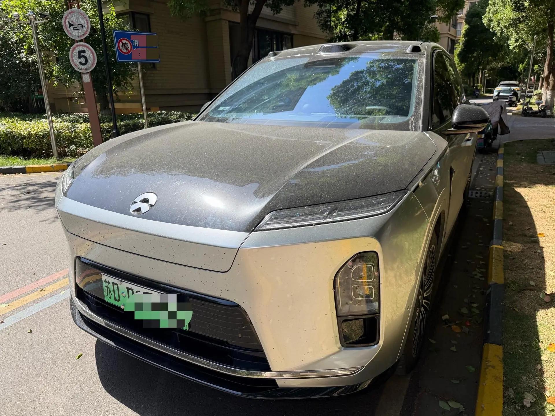 Open image lightbox: NIO 2026 ES8 6-Seater Executive Luxury Edition Automatic