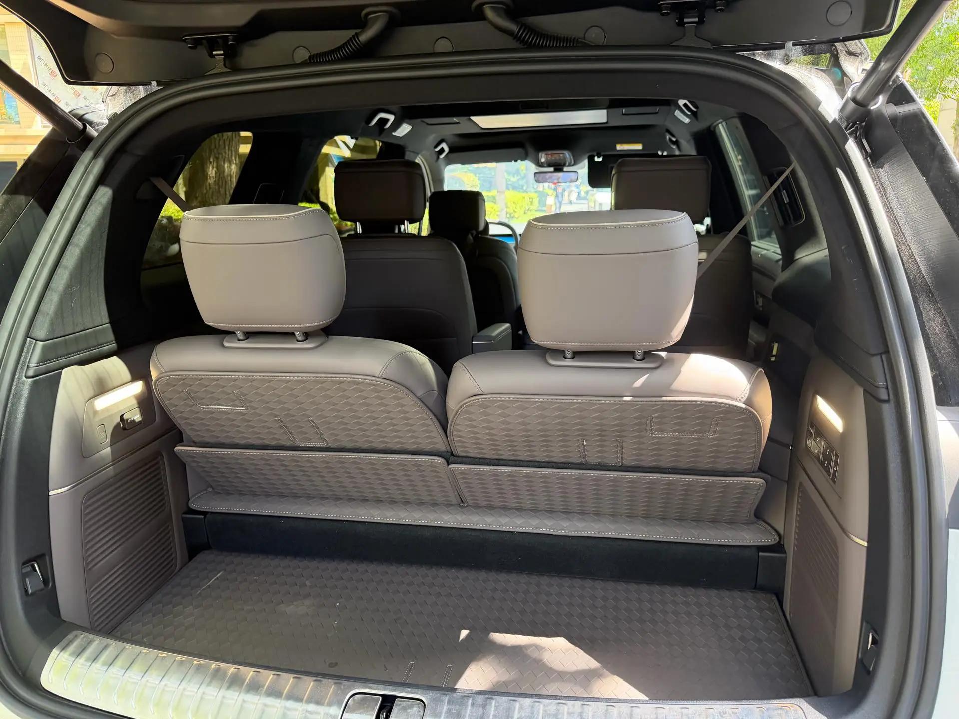 NIO 2026 ES8 6-Seater Executive Luxury Edition Automatic 6