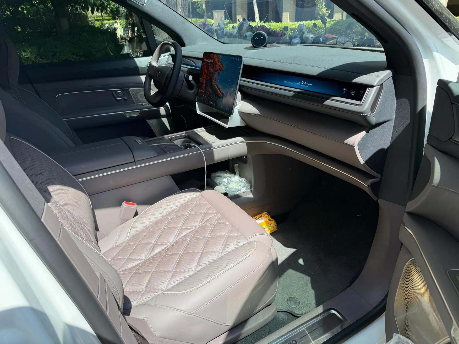NIO 2026 ES8 6-Seater Executive Luxury Edition Automatic 7