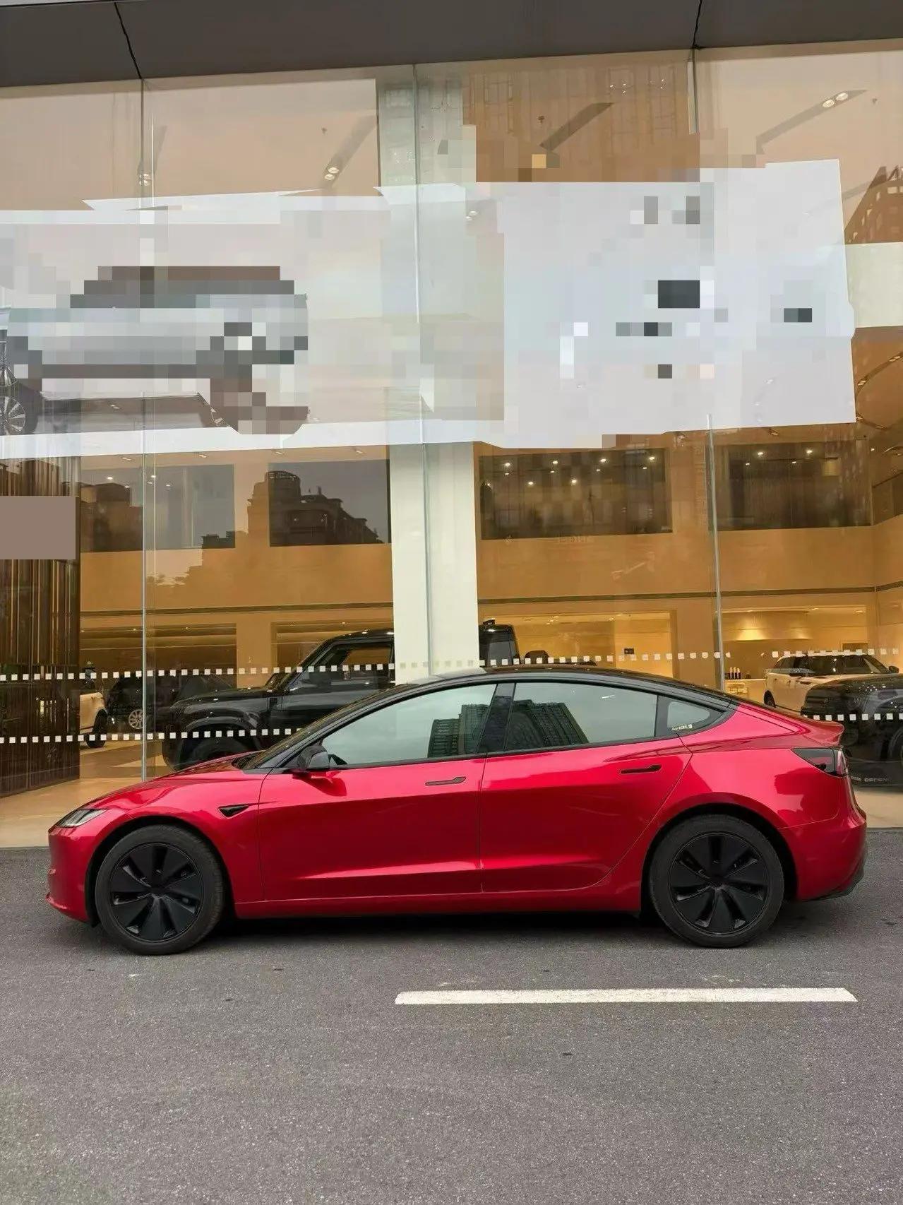 Tesla 2025 Model 3 Rear-Wheel Drive Automatic 3